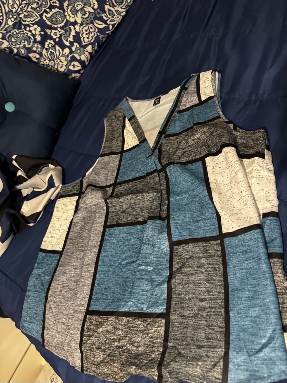 SHEIN 2xl bundle - Picture 1 of 11